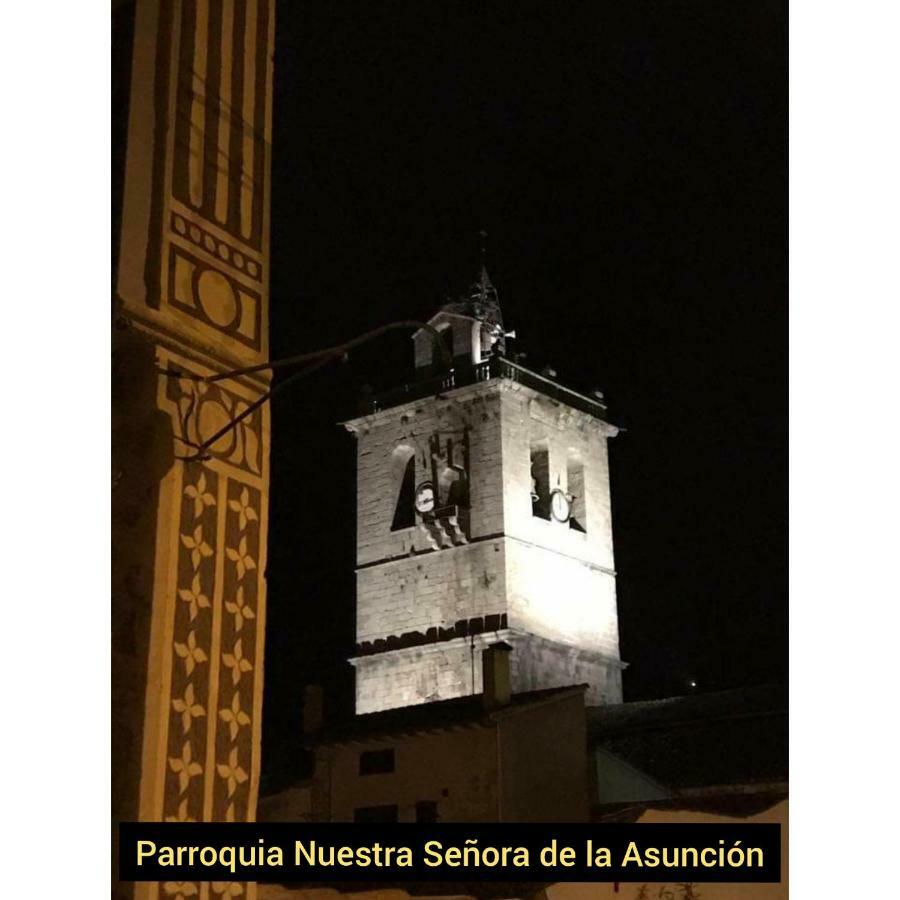Los Callejones Arenas de San Pedro Exteriör bild